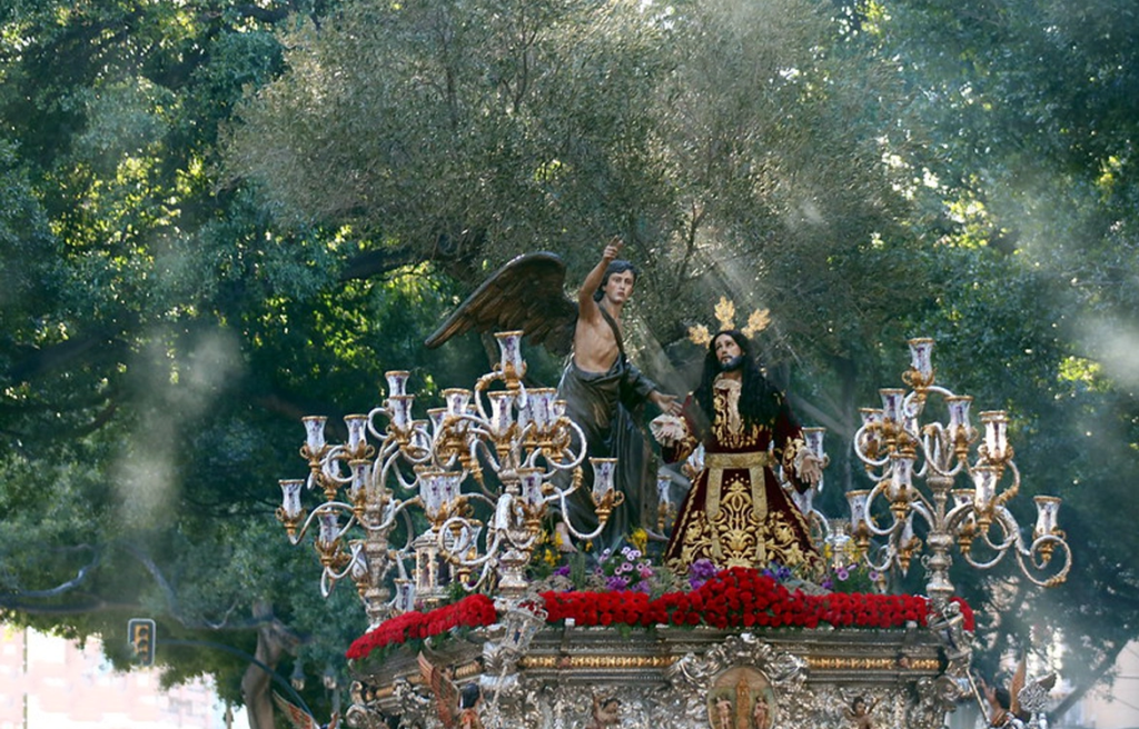 El Huerto adelanta su salida, pasa a ser la segunda de la tarde del Domingo de Ramos y apunta a recuperar Carretería