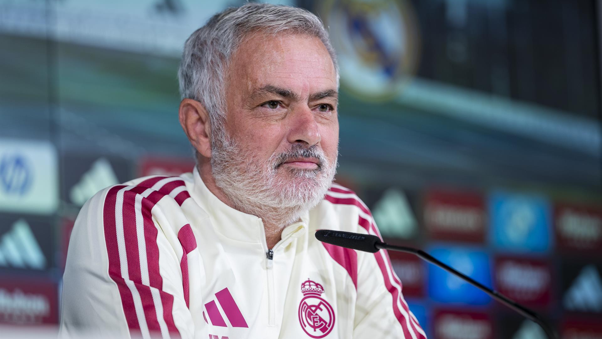 Mourinho: «A nosotros nos cansan otras cosas que continúan pasando»