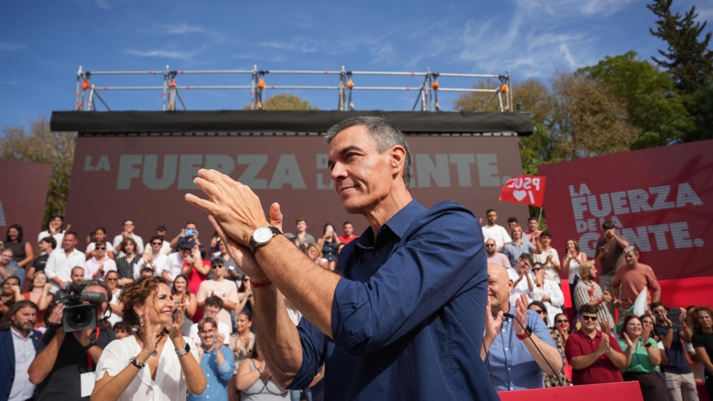 Así contamos el mitin de Pedro Sánchez en Dos Hermanas: «El miedo no gana elecciones», el mensaje de esperanza del PSOE