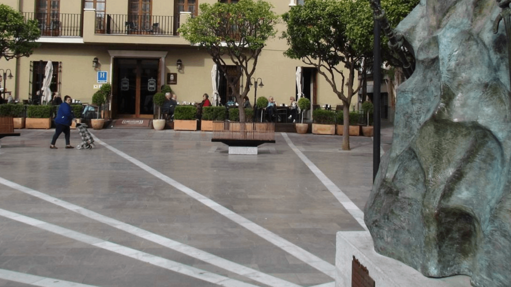 Condenada a tres años de prisión por desfigurar la cara de otra mujer con un vaso en Fuengirola