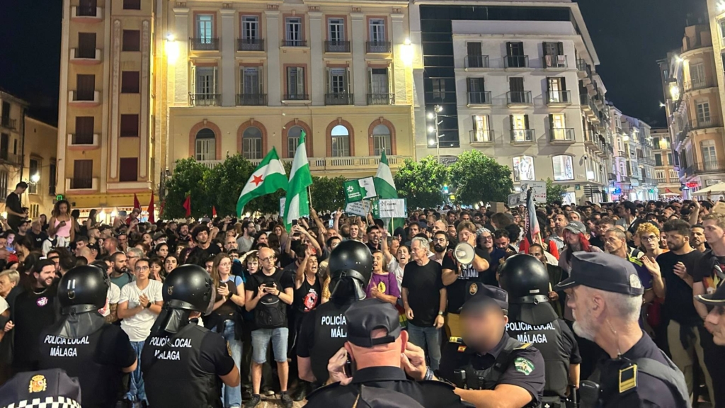 Proponen sancionar a un concejal y dos exediles de Málaga por presuntas infracciones en la manifestación por la vivienda