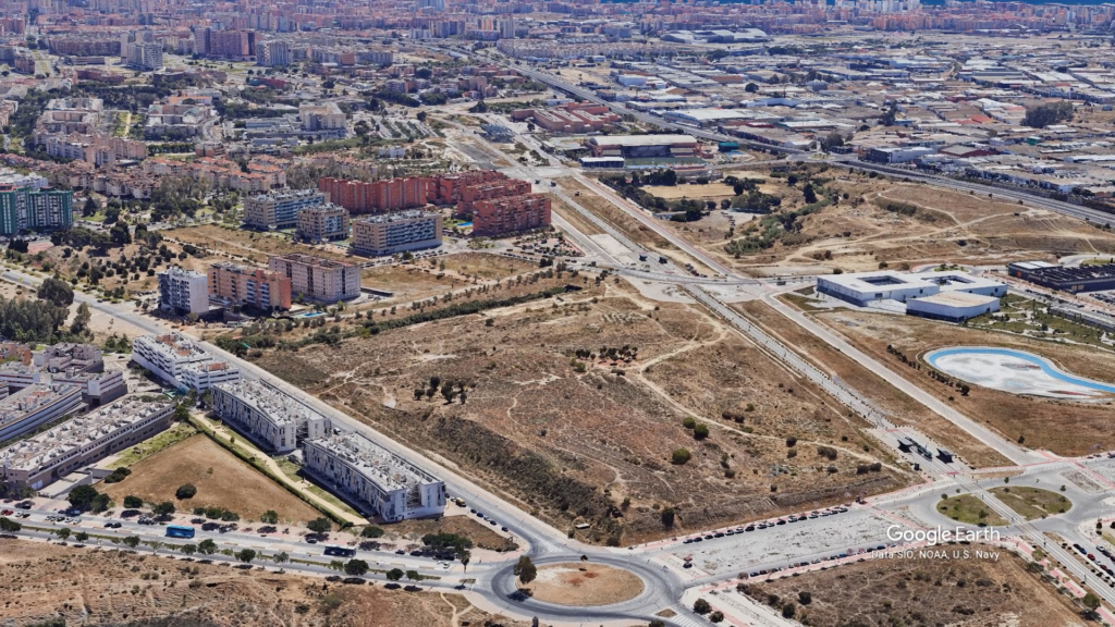Málaga pide tiempo para que la UMA pueda estudiar la copropiedad de los terrenos de la Nueva Rosaleda